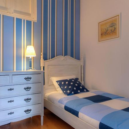 Sunny & Quiet In Historic Center Apartment Lisbon Bagian luar foto