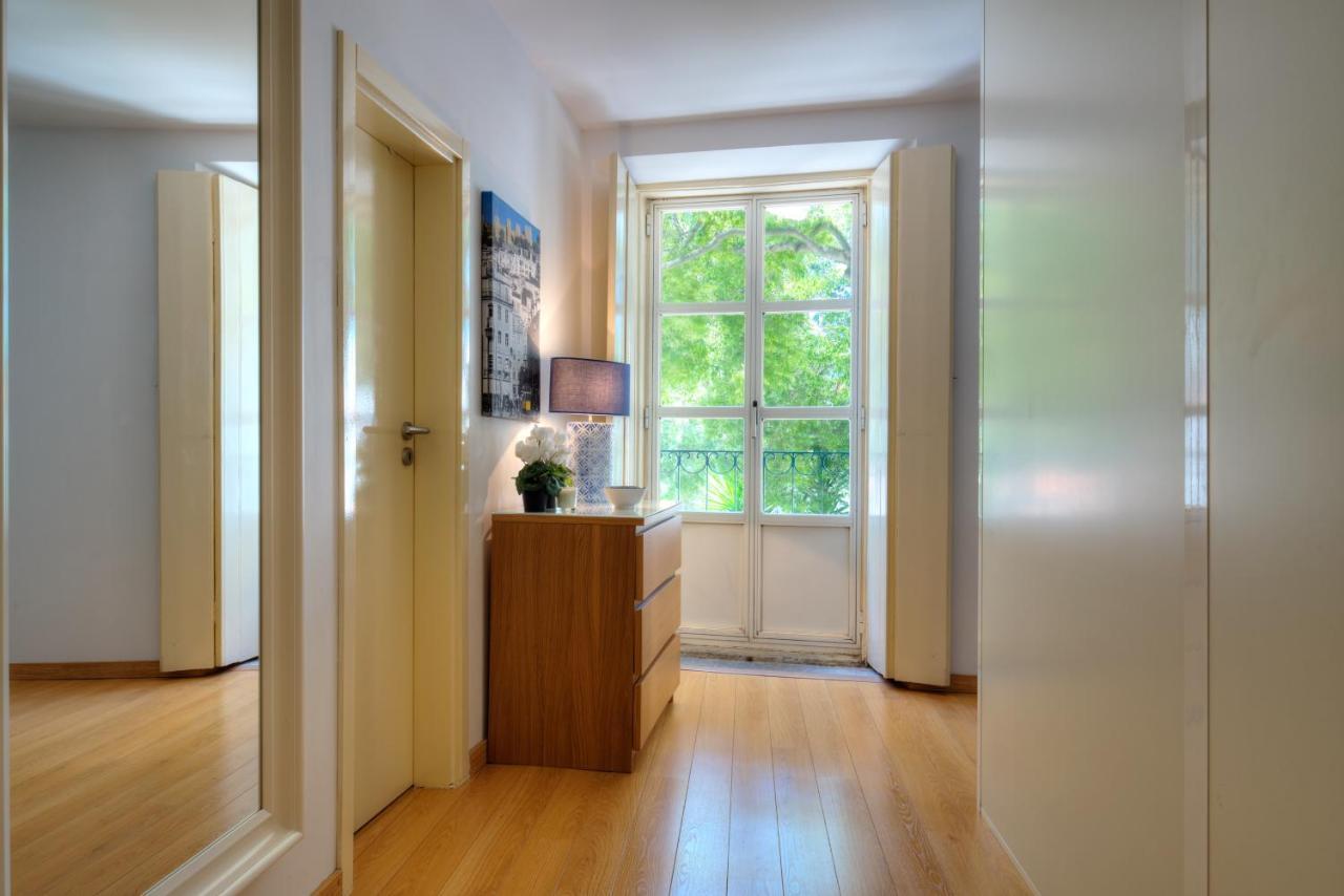 Sunny & Quiet In Historic Center Apartment Lisbon Bagian luar foto